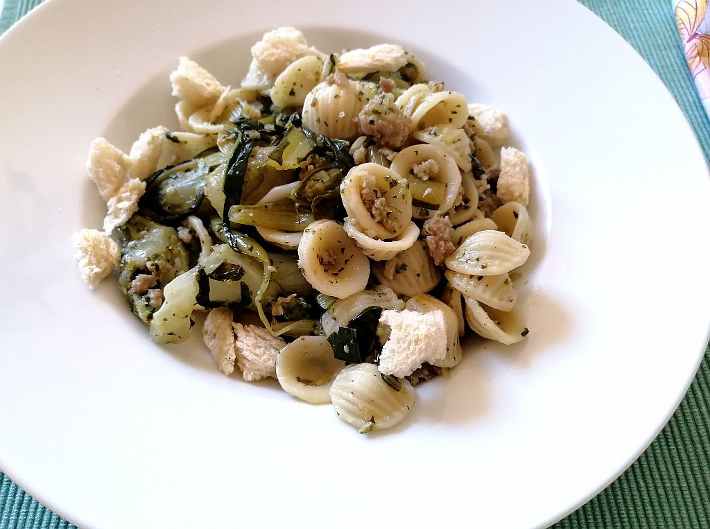 Orecchiette Puntarelle Salsiccia