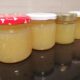 Zitronenmarmelade im Glas
