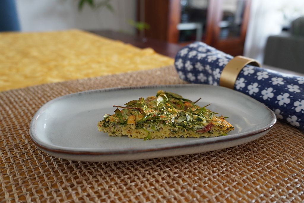 Frittata-Stück auf dem Teller