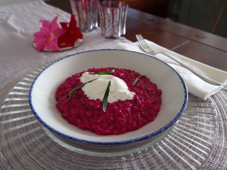 Rote-Rüben-Risotto mit Burrata