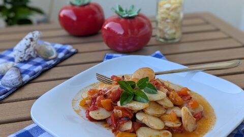 Gigantes - griechische Riesenbohnen mit Tomaten