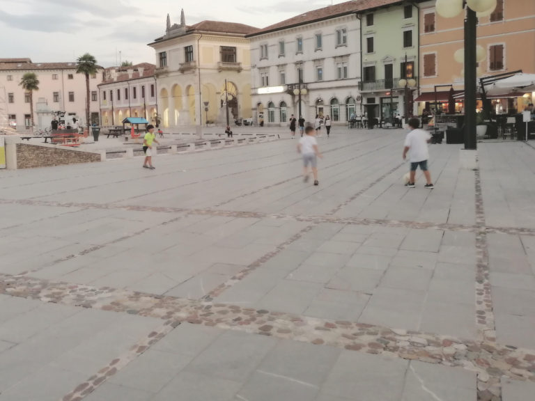 Freitagnachmittag beim Macellaio und auf der Piazza