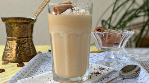 Gerührter Eiskaffee