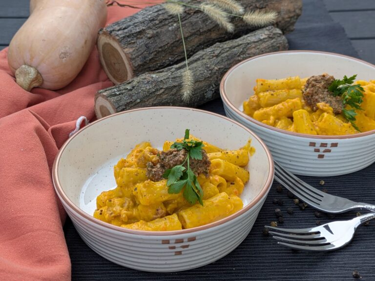 Rigatoni mit Kürbis und Salsiccia